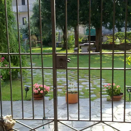 All'ombra Dei Tassi *