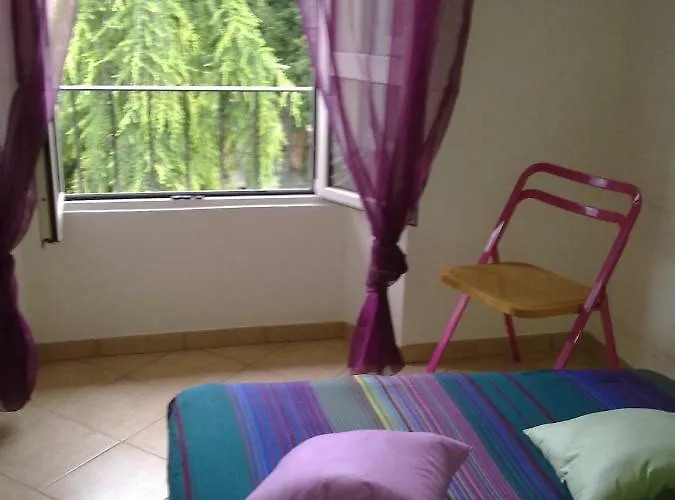 All'ombra Dei Tassi Holiday home Mandello del Lario