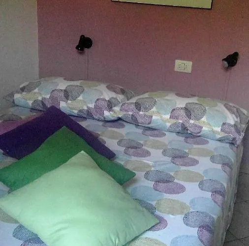 All'ombra Dei Tassi * Mandello del Lario